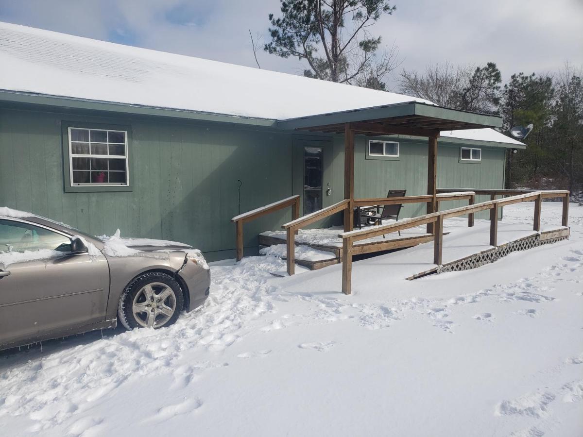 Tesla'S Lake Escape Onalaska Exterior foto
